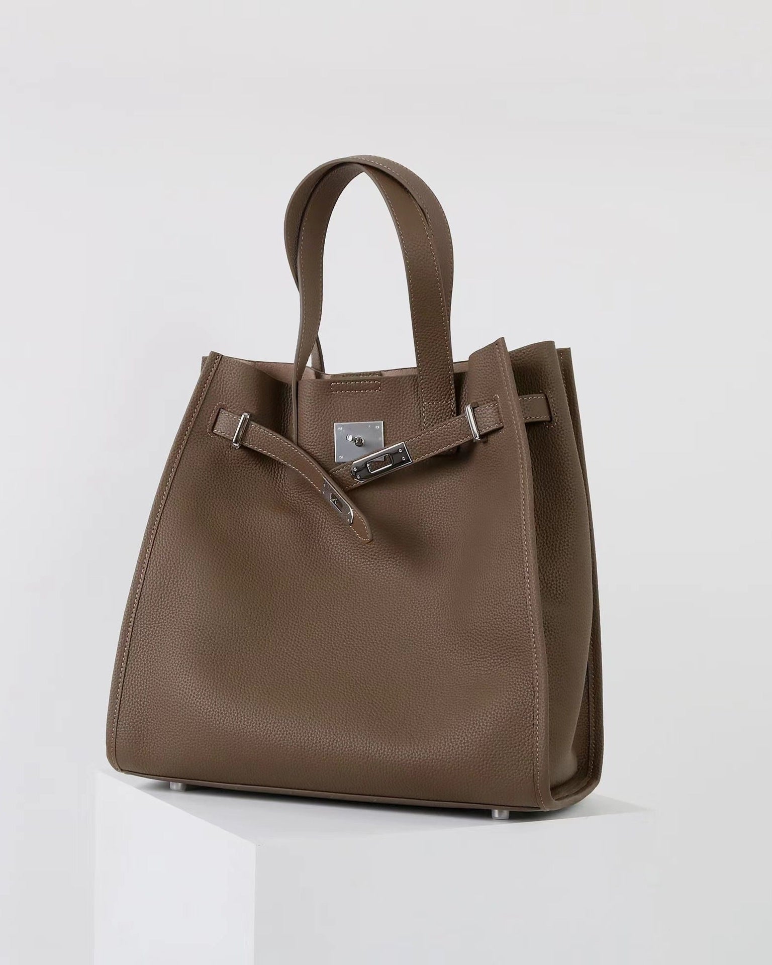 Marais Classic Tote